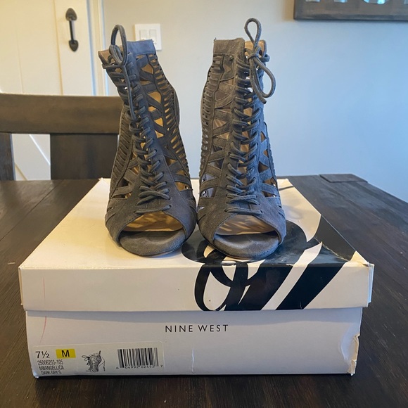 None West Angellica gray peep toe bootie - Picture 2 of 3